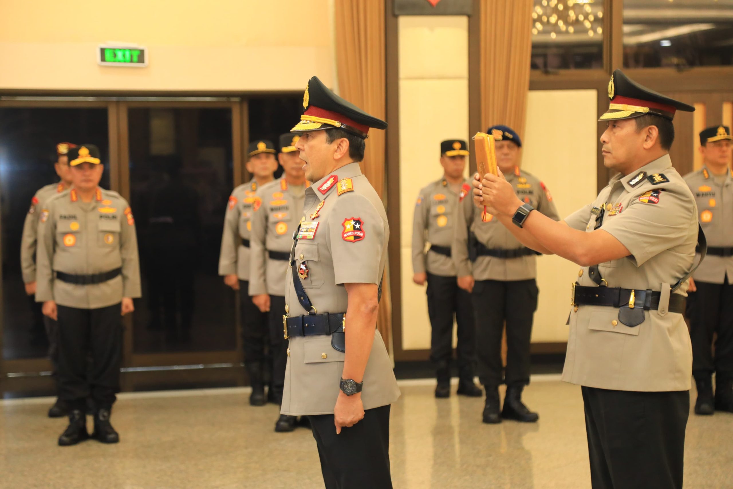 Ahmad Dofiri Resmi Lepas Jabatan Wakapolri, Siapa Penggantinya?