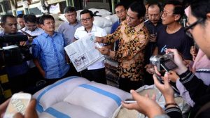 Kata Menteri Amran Sulaiman Soal Penarikan Beras Oplosan