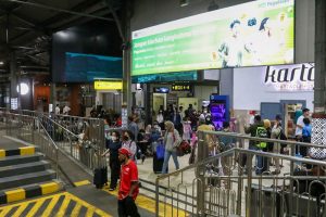 Penumpang KA Lokal Daop 6 Naik di Akhir Libur Sekolah